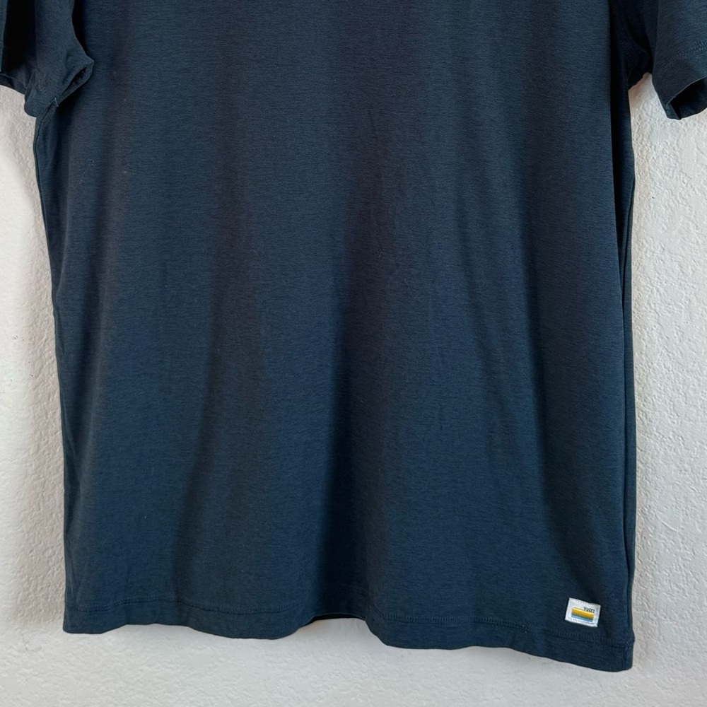 Vuori Strato Tech Tee Heather Navy Blue Short Sleeve T Shirt V126 Size Small - Picture 4 of 12